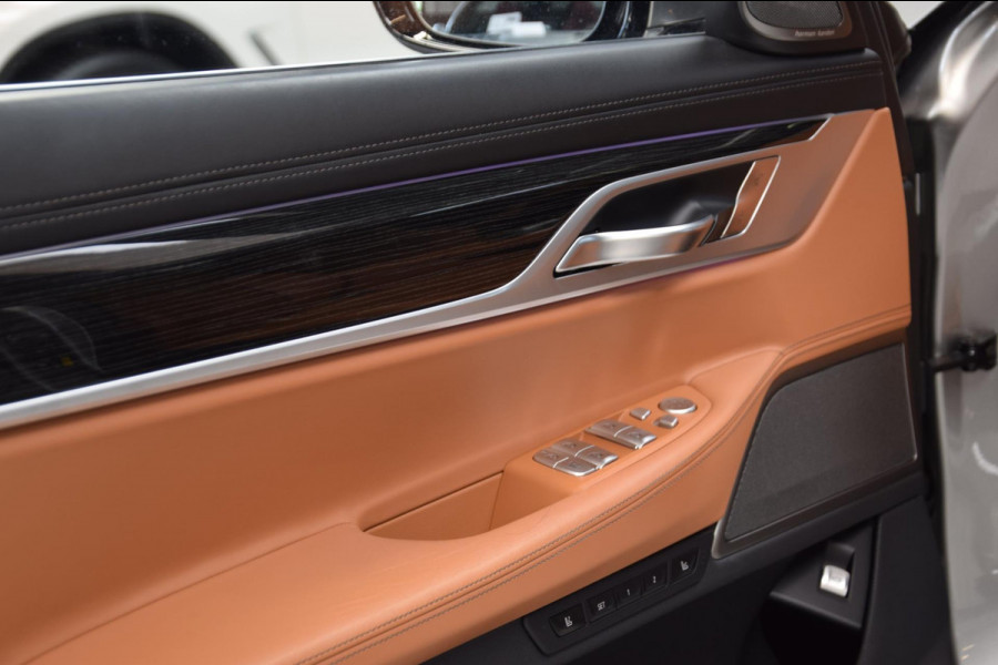 BMW 7 Serie 745e High Executive *M-Pakket*|Navi|Massage|Org.NL|4 Wiel-Best.|360 view|