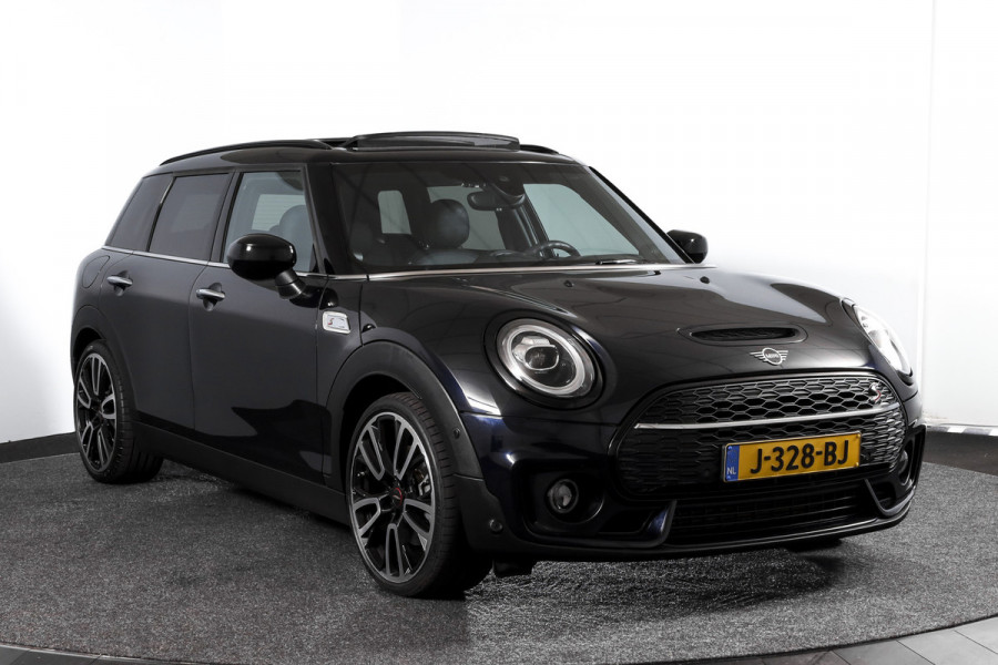 MINI Clubman 2.0 Cooper S Hammersmith 192 PK - Automaat | S/K Panodak | Adapt.Cruise | Harman/Kardon | Stoelverw. | PDC | Camera | NAV+App.Connect | ECC | LM 19" |