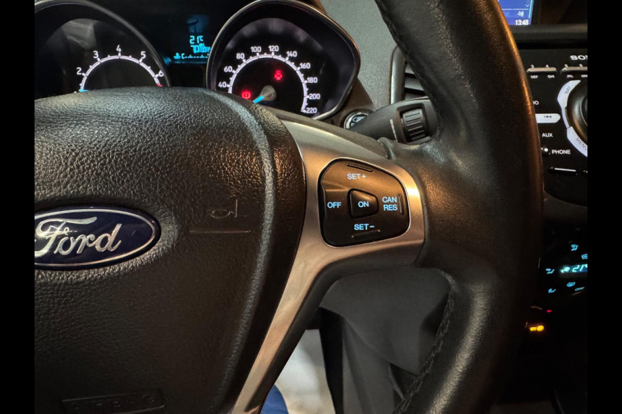 Ford EcoSport 1.0 EcoBoost Titanium S NAP Garantie Afn. Trekhaak StoelVW PDC Cruise Navi Clima Led Rijklaar