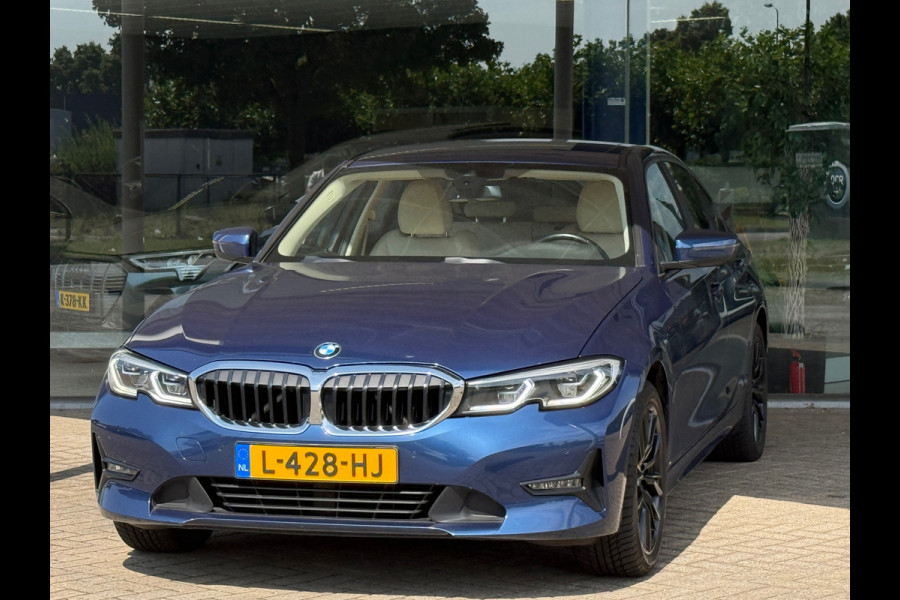 BMW 3-serie 330e 258PK Sport Edition Leder|Sfeer|LED|Dealer Onderhouden