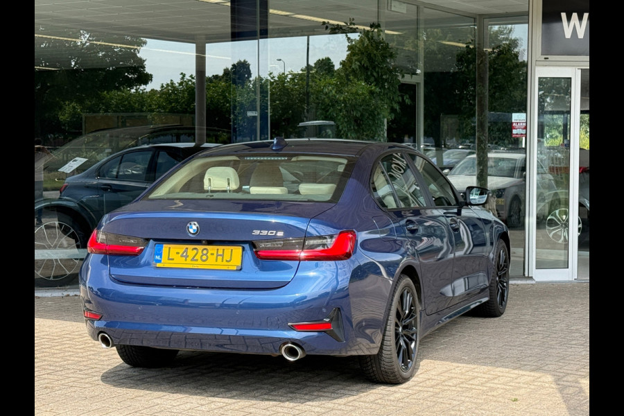 BMW 3-serie 330e 258PK Sport Edition Leder|Sfeer|LED|Dealer Onderhouden