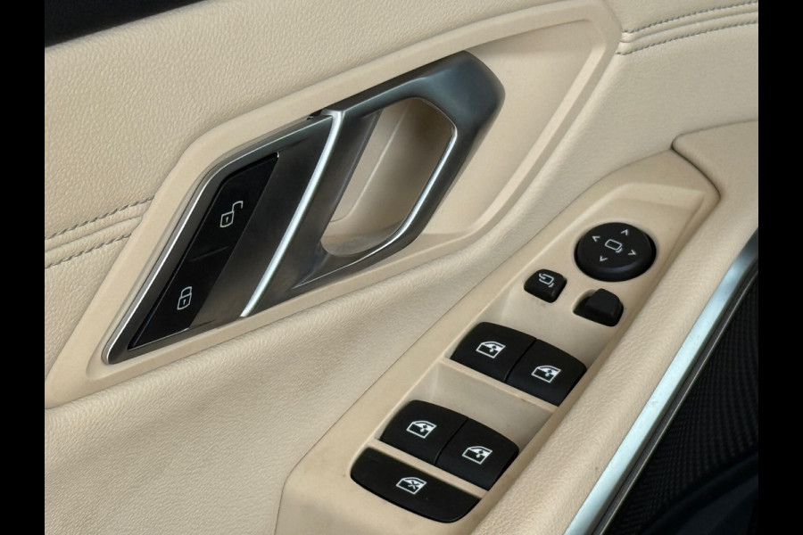 BMW 3-serie 330e 258PK Sport Edition Leder|Sfeer|LED|Dealer Onderhouden