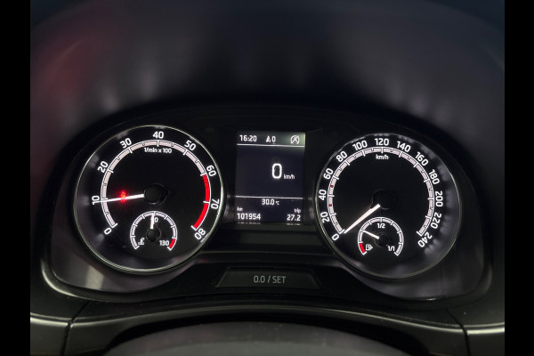 Škoda Fabia Combi 1.0 TSI Business Edition Panodak, Trekhaak, Clima, Navi