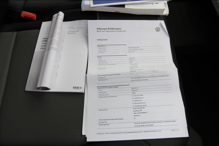 Volkswagen Crafter 35 2.0 TDI L3H3 Comfort / Navi / App connect / cruise / 3 zits / PDC 2X