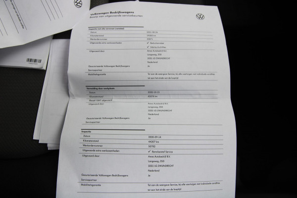 Volkswagen Crafter 35 2.0 TDI L3H3 Comfort / Navi / App connect / cruise / 3 zits / PDC 2X