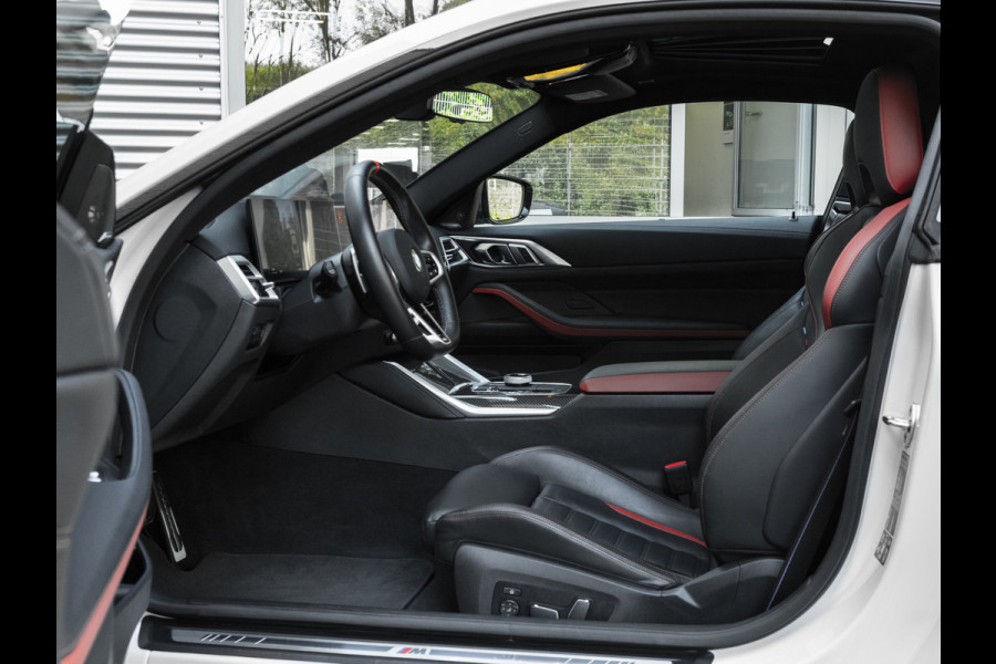BMW 4 Serie Coupé M440i xDrive - Dak - Trekhaak - M-Zetels - Harman Kardon - Driving Ass Prof