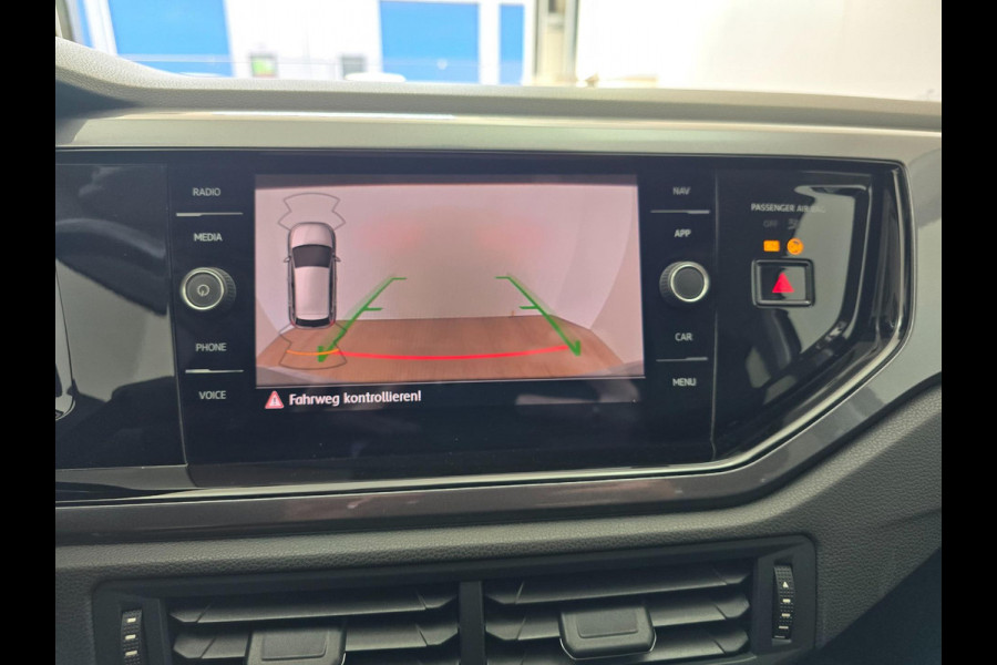 Volkswagen Polo Occasion automaat 1.0 TSI Highline Business R uitvoering | Tweedehands Volkswagen Polo dsg in antracietgrijs | 1eE
