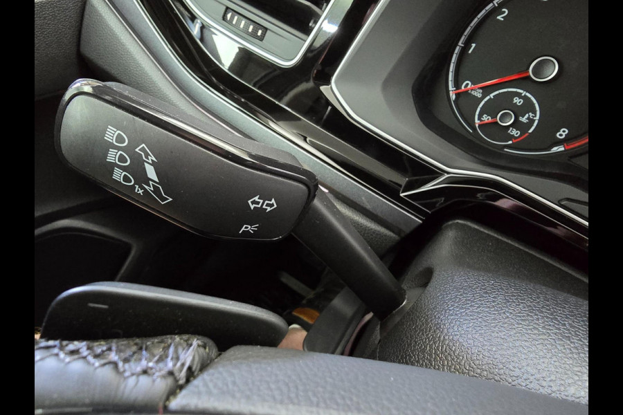 Volkswagen Polo Occasion automaat 1.0 TSI Highline Business R uitvoering | Tweedehands Volkswagen Polo dsg in antracietgrijs | 1eE