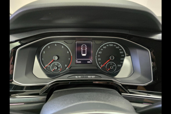 Volkswagen Polo Occasion automaat 1.0 TSI Highline Business R uitvoering | Tweedehands Volkswagen Polo dsg in antracietgrijs | 1eE