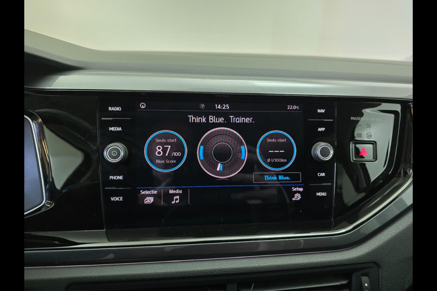 Volkswagen Polo Occasion automaat 1.0 TSI Highline Business R uitvoering | Tweedehands Volkswagen Polo dsg in antracietgrijs | 1eE