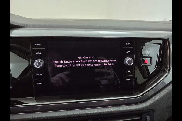 Volkswagen Polo Occasion automaat 1.0 TSI Highline Business R uitvoering | Tweedehands Volkswagen Polo dsg in antracietgrijs | 1eE
