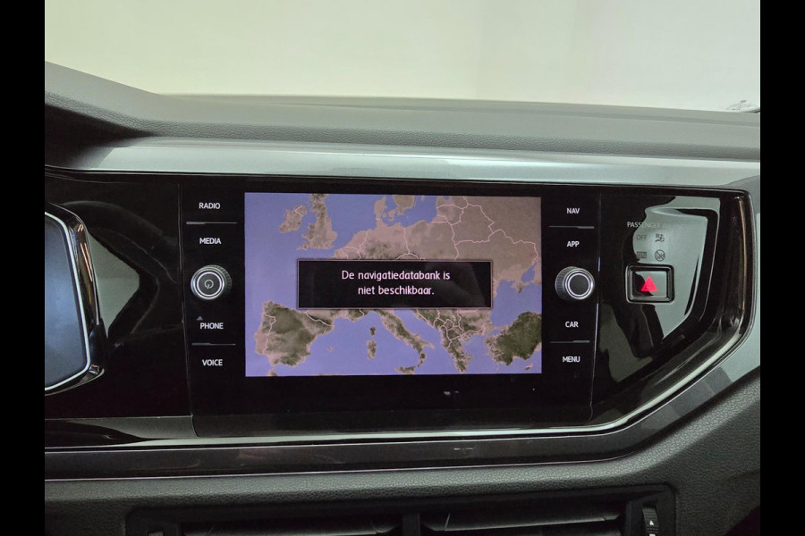 Volkswagen Polo Occasion automaat 1.0 TSI Highline Business R uitvoering | Tweedehands Volkswagen Polo dsg in antracietgrijs | 1eE