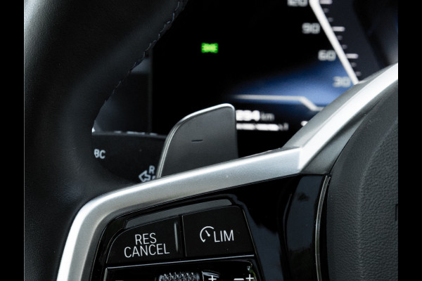 BMW 4 Serie Coupé M440i xDrive - Dak - Trekhaak - M-Zetels - Harman Kardon - Driving Ass Prof