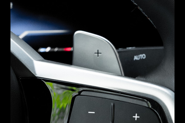 BMW 4 Serie Coupé M440i xDrive - Dak - Trekhaak - M-Zetels - Harman Kardon - Driving Ass Prof