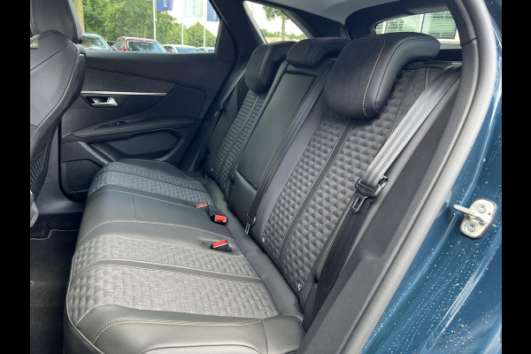 Peugeot 3008 1.6 HYbrid 225 Allure Peugeot 3008 1.6 Hybrid 225pk ROAD TRIP EDITIE | RIJKLAARPRIJS INCL. 12MND BOVAG GARANTIE