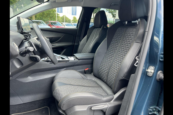Peugeot 3008 1.6 HYbrid 225 Allure Peugeot 3008 1.6 Hybrid 225pk ROAD TRIP EDITIE | RIJKLAARPRIJS INCL. 12MND BOVAG GARANTIE