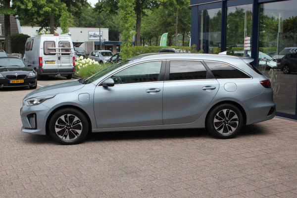Kia Ceed Sportswagon 1.6 GDI PHEV DynamicLine | Prijs rijklaar incl. 12 mnd garantie | Trekhaak Camera Navi Lmv DAB Climate