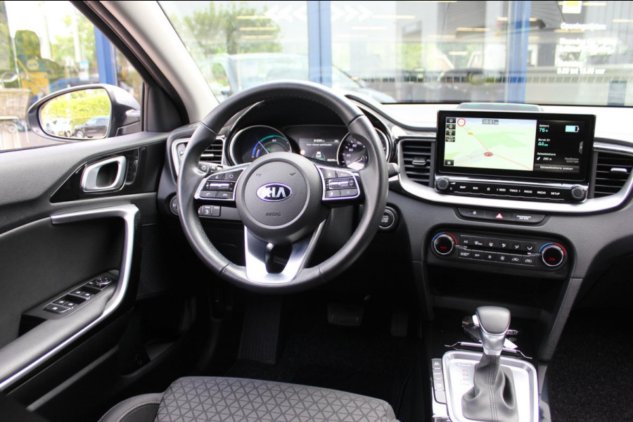 Kia Ceed Sportswagon 1.6 GDI PHEV DynamicLine | Prijs rijklaar incl. 12 mnd garantie | Trekhaak Camera Navi Lmv DAB Climate