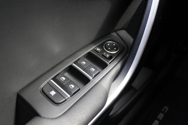 Kia Ceed Sportswagon 1.6 GDI PHEV DynamicLine | Prijs rijklaar incl. 12 mnd garantie | Trekhaak Camera Navi Lmv DAB Climate