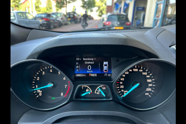 Ford Kuga 1.5 EcoBoost Vignale Automaat Leer Navi Camera Carplay Clima