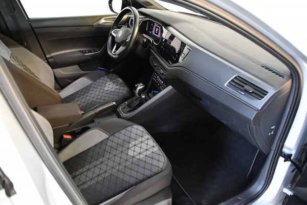 Volkswagen Taigo 1.5 TSI R-Line Business Pano Camera