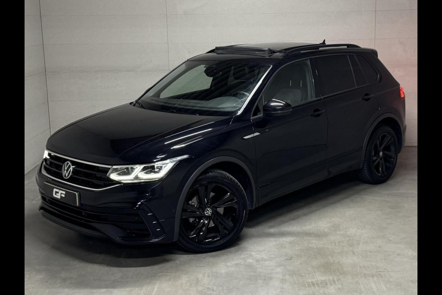 Volkswagen Tiguan 1.5 TSI R-Line Black Style Pano H/K NAP