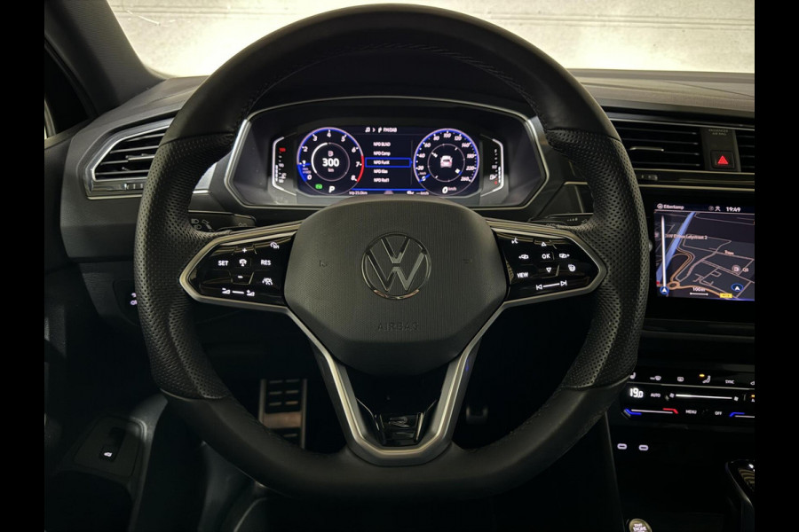 Volkswagen Tiguan 1.5 TSI R-Line Black Style Pano H/K NAP