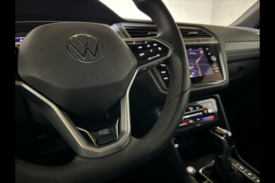 Volkswagen Tiguan 1.5 TSI R-Line Black Style Pano H/K NAP