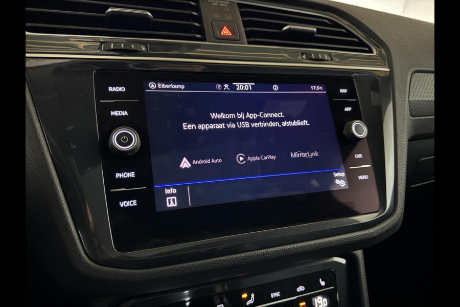 Volkswagen Tiguan 1.5 TSI R-Line Black Style Pano H/K NAP