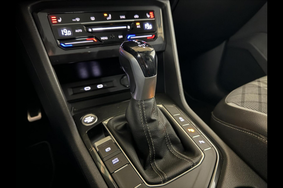 Volkswagen Tiguan 1.5 TSI R-Line Black Style Pano H/K NAP