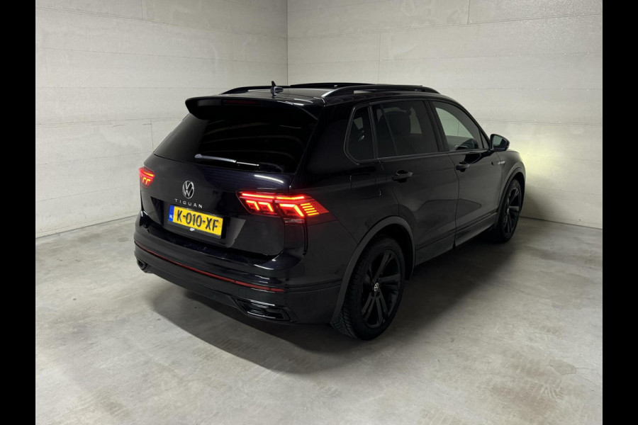 Volkswagen Tiguan 1.5 TSI R-Line Black Style Pano H/K NAP