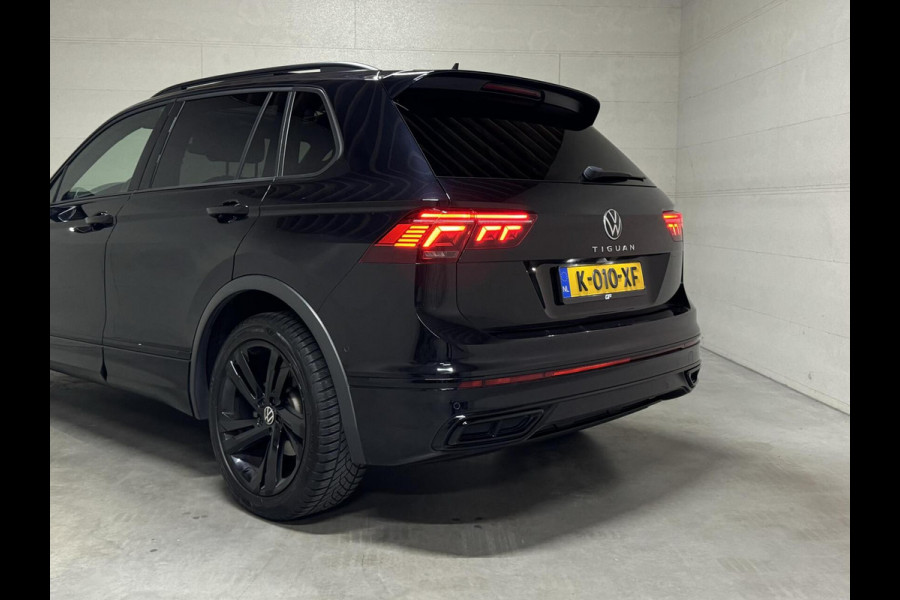 Volkswagen Tiguan 1.5 TSI R-Line Black Style Pano H/K NAP