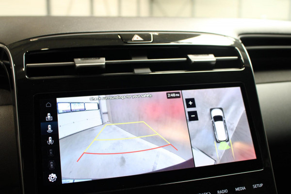Hyundai Tucson 1.6 T-GDI MHEV Premium Leer/camera/Cruise Prijs is rijklaar incl 12 maanden bovag