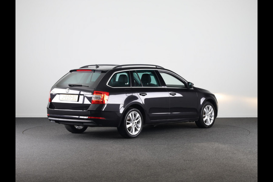 Škoda Octavia Combi 1.0 TSI Greentech Business Edition 115 pk | Navigatie | Parkeersensoren achter | Autom. airco | Apple Carplay/Android Auto | Stoelverwarming |