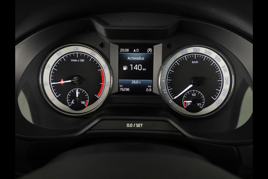 Škoda Octavia Combi 1.0 TSI Greentech Business Edition 115 pk | Navigatie | Parkeersensoren achter | Autom. airco | Apple Carplay/Android Auto | Stoelverwarming |