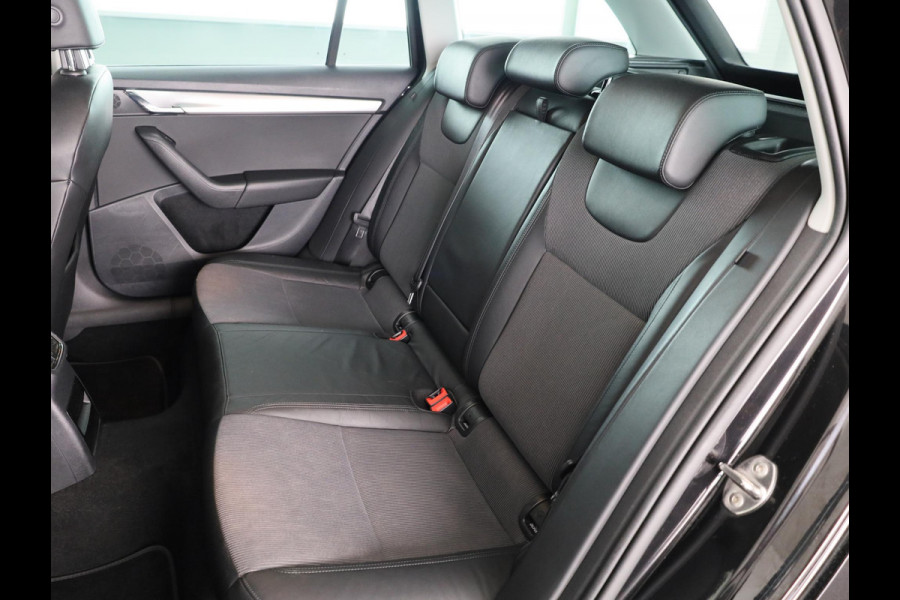 Škoda Octavia Combi 1.0 TSI Greentech Business Edition 115 pk | Navigatie | Parkeersensoren achter | Autom. airco | Apple Carplay/Android Auto | Stoelverwarming |