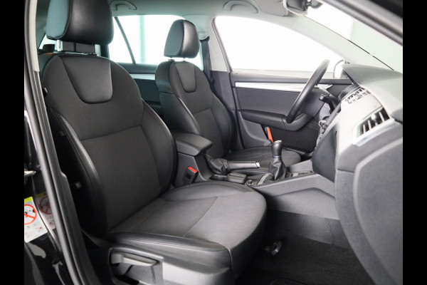 Škoda Octavia Combi 1.0 TSI Greentech Business Edition 115 pk | Navigatie | Parkeersensoren achter | Autom. airco | Apple Carplay/Android Auto | Stoelverwarming |