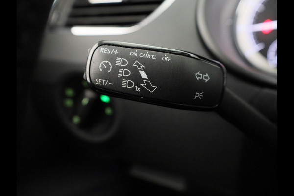 Škoda Octavia Combi 1.0 TSI Greentech Business Edition 115 pk | Navigatie | Parkeersensoren achter | Autom. airco | Apple Carplay/Android Auto | Stoelverwarming |