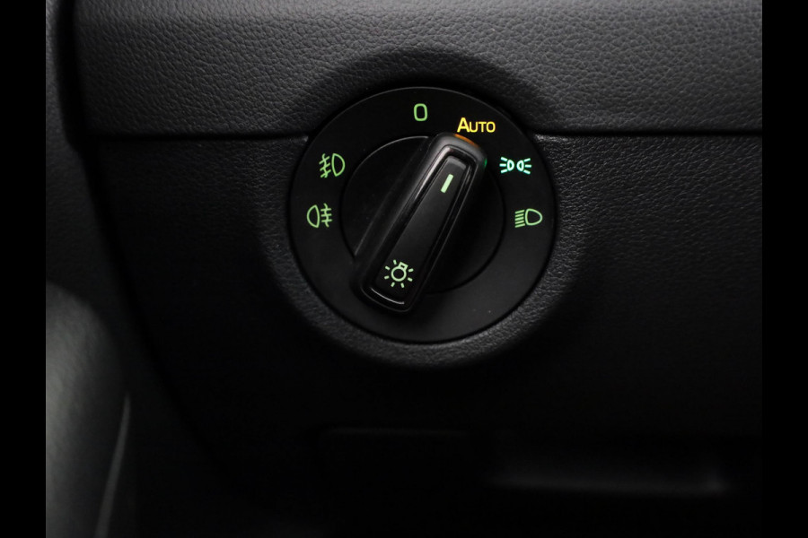 Škoda Octavia Combi 1.0 TSI Greentech Business Edition 115 pk | Navigatie | Parkeersensoren achter | Autom. airco | Apple Carplay/Android Auto | Stoelverwarming |