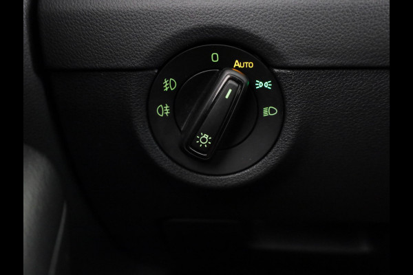 Škoda Octavia Combi 1.0 TSI Greentech Business Edition 115 pk | Navigatie | Parkeersensoren achter | Autom. airco | Apple Carplay/Android Auto | Stoelverwarming |