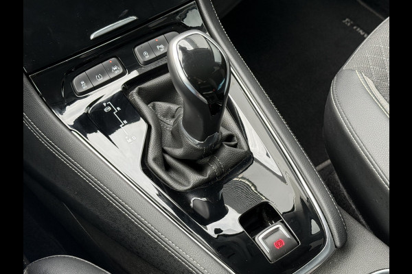 Opel Grandland X BWJ 11-2019 | 1.6T 181PK Executive AUTOMAAT | TREKHAAK | CAMERA  | CLIMA | NAVI | CARPLAY | PDC |
