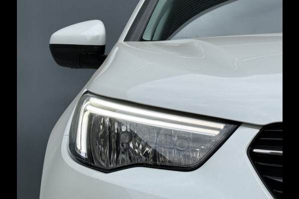 Opel Grandland X BWJ 11-2019 | 1.6T 181PK Executive AUTOMAAT | TREKHAAK | CAMERA  | CLIMA | NAVI | CARPLAY | PDC |