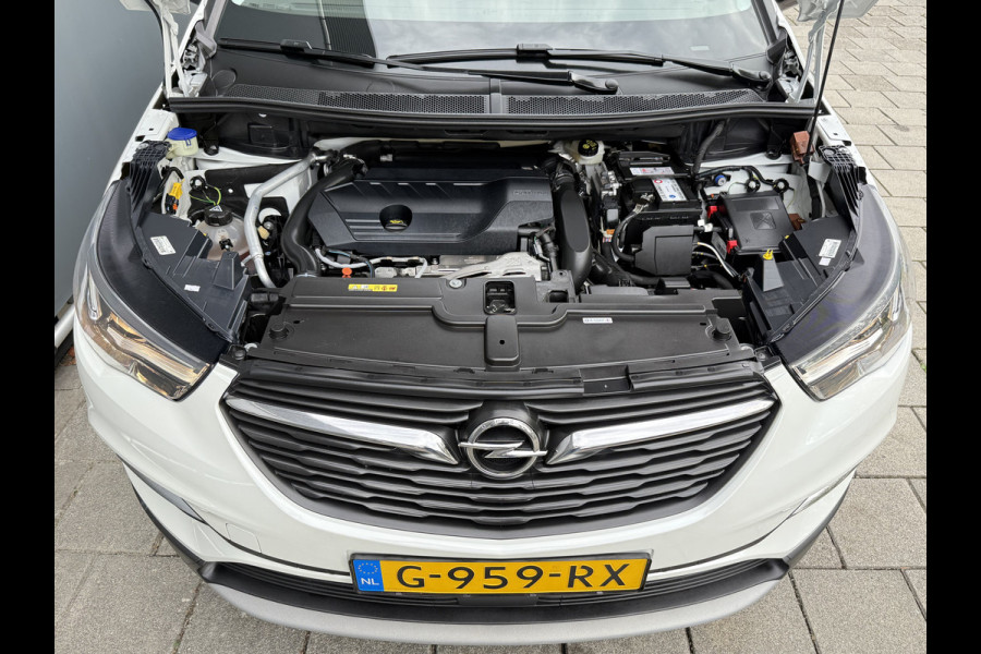 Opel Grandland X BWJ 11-2019 | 1.6T 181PK Executive AUTOMAAT | TREKHAAK | CAMERA  | CLIMA | NAVI | CARPLAY | PDC |