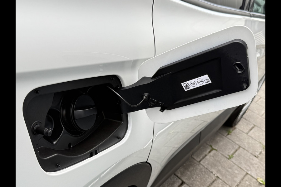 Opel Grandland X BWJ 11-2019 | 1.6T 181PK Executive AUTOMAAT | TREKHAAK | CAMERA  | CLIMA | NAVI | CARPLAY | PDC |