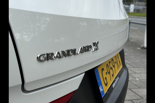 Opel Grandland X BWJ 11-2019 | 1.6T 181PK Executive AUTOMAAT | TREKHAAK | CAMERA  | CLIMA | NAVI | CARPLAY | PDC |
