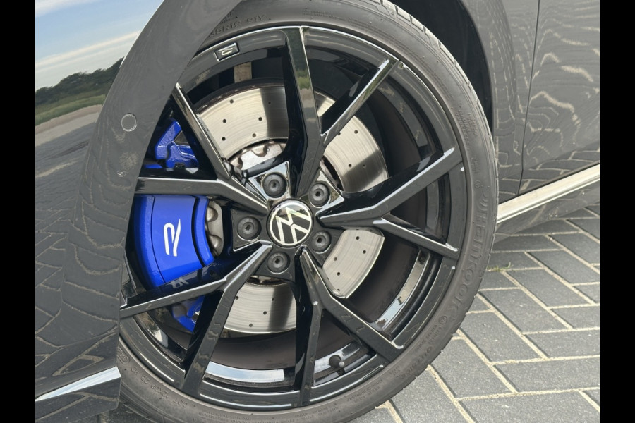 Volkswagen Golf 2.0 TSI R 4MOTION 320pk FULL PANO AKRA DRIFT HUD CAMERA ACC ECC