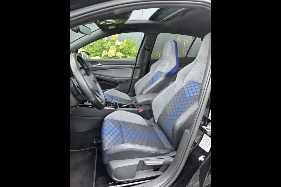 Volkswagen Golf 2.0 TSI R 4MOTION 320pk FULL PANO AKRA DRIFT HUD CAMERA ACC ECC