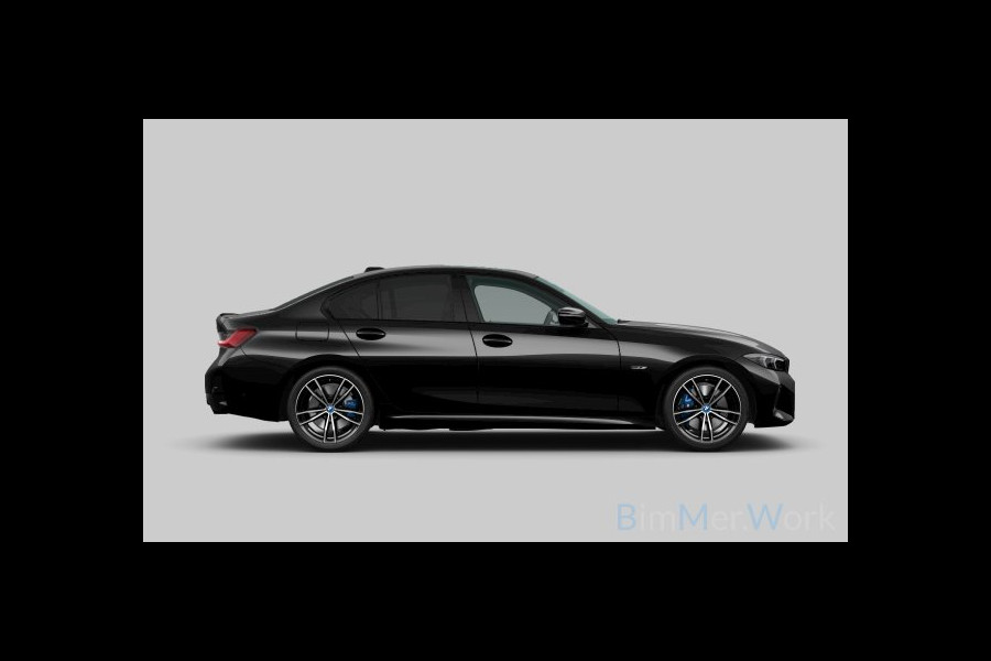 BMW 3-serie 330e xDrive M-Sport Pro Pano M-zetels ACC HUD 19inch El-klep