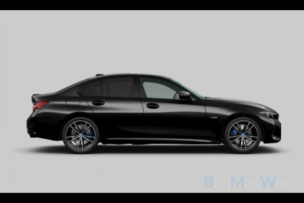 BMW 3-serie 330e xDrive M-Sport Pro Pano M-zetels ACC HUD 19inch El-klep