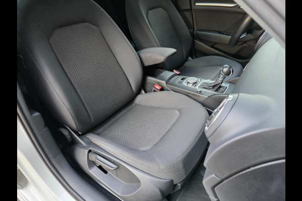Audi A3 Sportback 1.4 e-tron Pro Line plus / PANO / DEALER OH / NWE BEURT / AFN TREKH. / P.SENSOR V+A / STOELVERW. / LANE-ASSIST !
